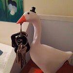 Load image into Gallery viewer, Untitled Goose Game Key Holder figurine statue model with magnet - Horrible Entitled Goose - steal things and win - Honk and Bonk!