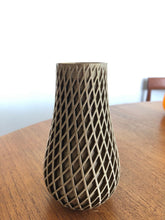Load image into Gallery viewer, Spiral Vase, make up brush holder, pen holder, single bloom vase

