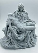 Load image into Gallery viewer, Michelangelo&#39;s La Pieta (The Pity) sculpture
